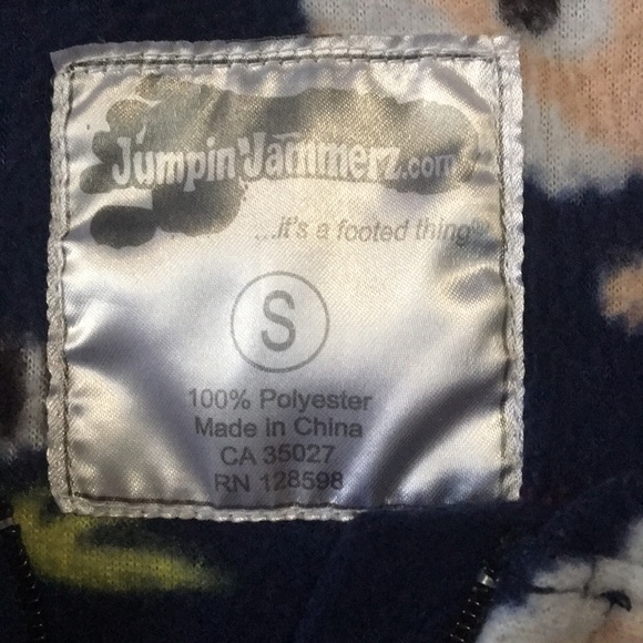 Women’s goat print footed fleece pajamas - Picture 3 of 4